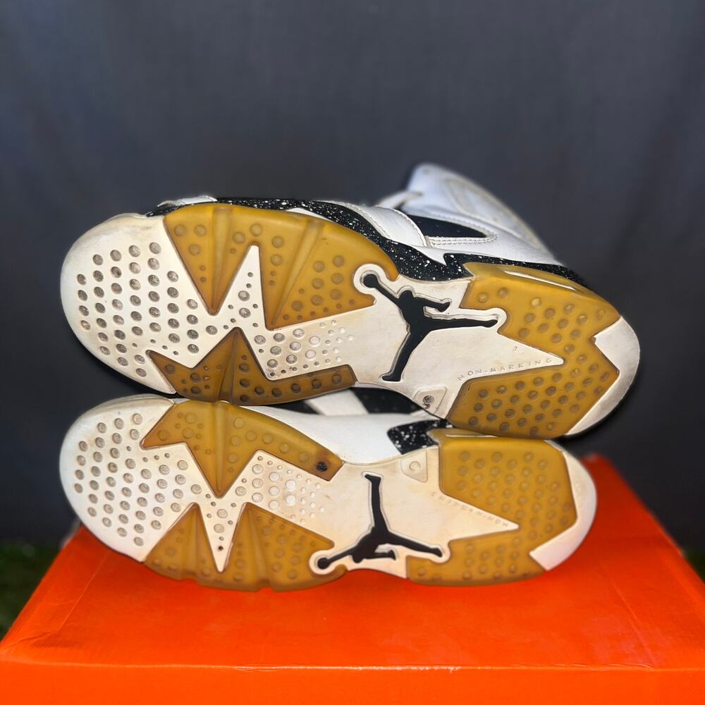 Size 6.5 - Air Jordan 6 Retro Oreo - Picture 5 of 5